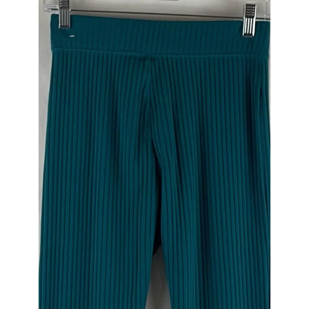 NIKE Turquoise Ribbed Flare Athletic Yoga Pants NWOT Size S